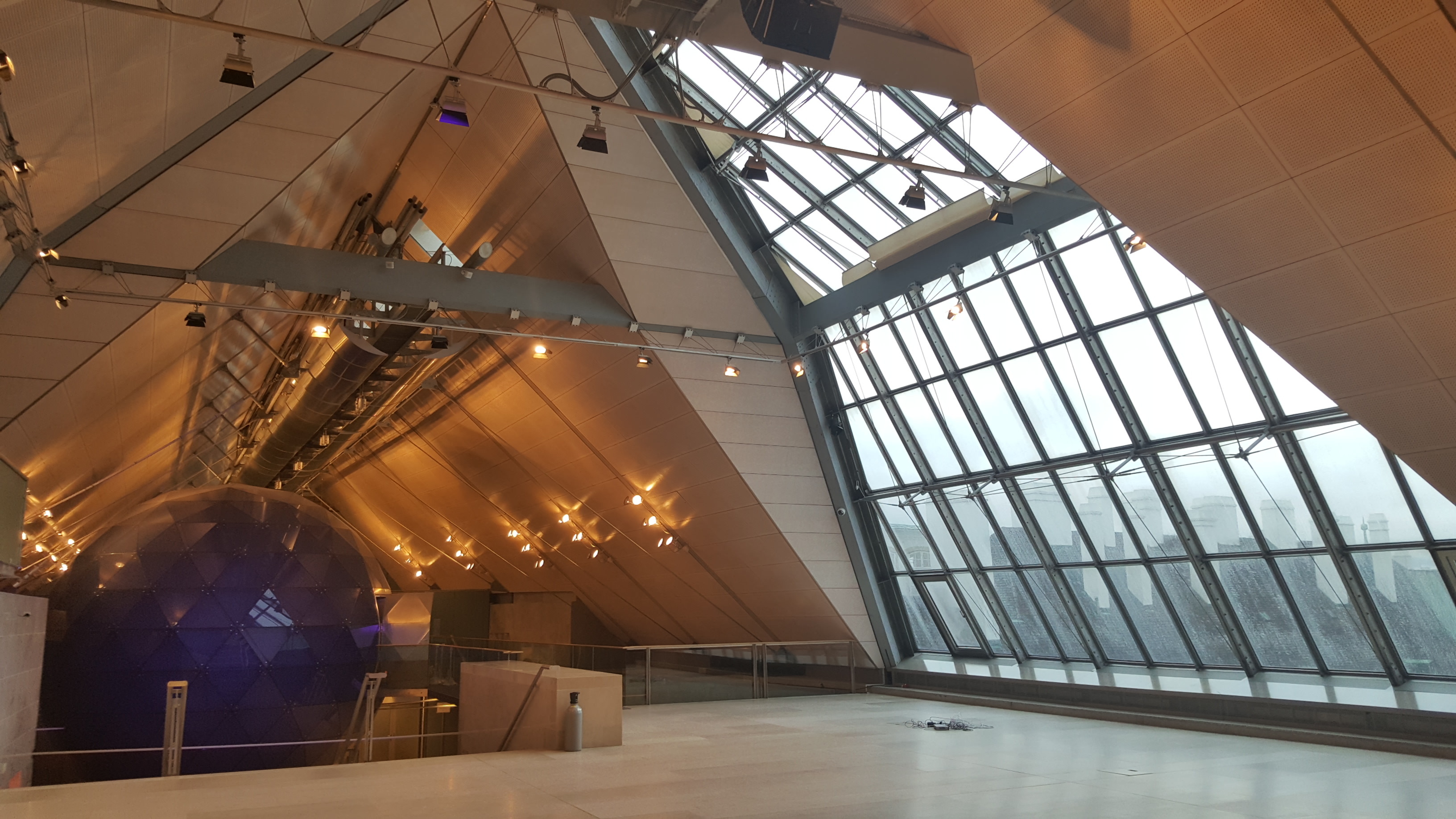 Build a spaceship to dispel medical myths